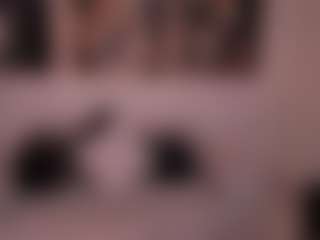 IsabellaMoretti's Live Sex Cam Show
