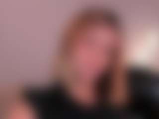 KyomiVelvet's Live Sex Cam Show