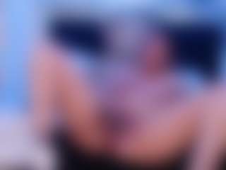 ladyraing's Live Sex Cam Show