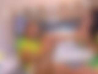 Live cam show with Linda and my horny Teen gfs - Normal on Camsoda