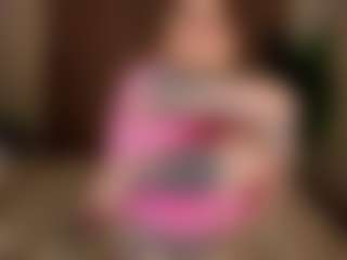 Live cam show with Amy - Mistress on TeamSkeetLive