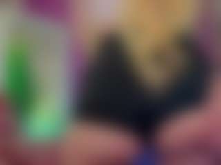Live cam show with Amy - Domina on ObeyMaria