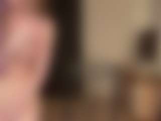 Live cam show with Rose - Red Hair Teen (18+) on StripNow