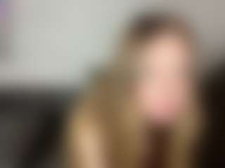 Live cam show with Rose - Bedroom on Cam Slut