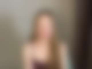 Live cam show with Rose - Teen (18+) on LiveSexCams6
