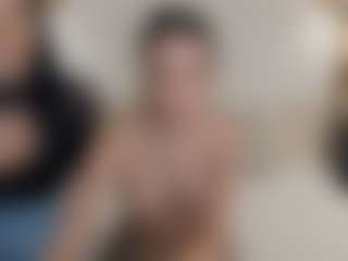 Live cam show with alexialushh - Eating Pussy on camwithhim.com