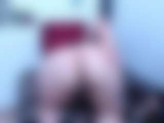 Live cam show with lexyy24 - Body Massage on Camming Site
