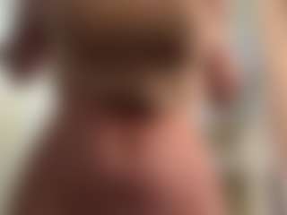 SeraNovelli's Live Sex Cam Show