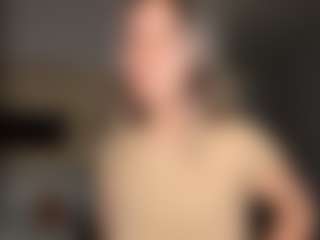 SeraNovelli's Live Sex Cam Show