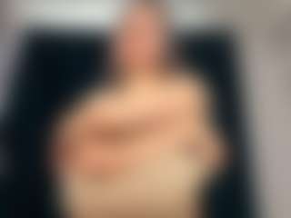 SeraNovelli's Live Sex Cam Show