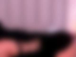 ShaynaRosc's Live Sex Cam Show
