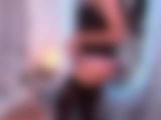 Live cam show with ShaynaRosc - English on livesuperchat.net