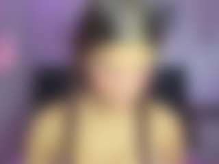 emmie-bunny's Live Sex Cam Show