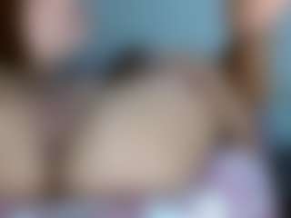 karolsweetvagi's Live Sex Cam Show