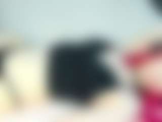 Live cam show with Tori - Teasing on Sweet Sext