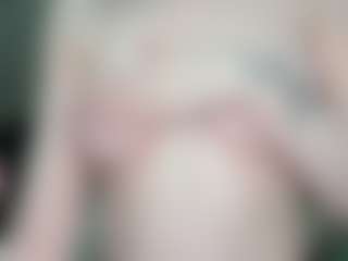 Live cam show with Tori - Red Hair on Soda Cam