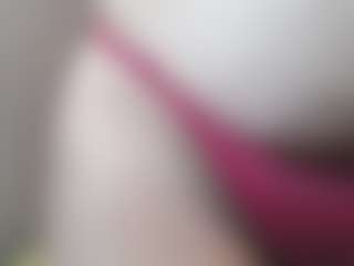 Oliviia-Ch's Live Sex Cam Show