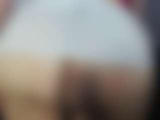 Live cam show with Oliviia-Ch - Facial on crypto-cams