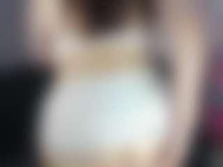 Live cam show with Oliviia-Ch - Public Red Hair on Free Soda