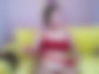 Live cam show with Oliviia-Ch - Facial on Milfs Live