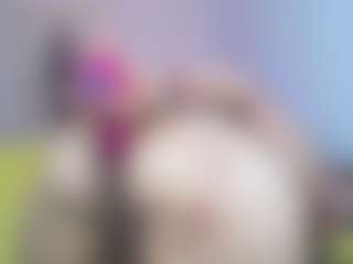 Live cam show with Oliviia-Ch - Bikini on liverealitysex.com