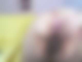 Live cam show with Oliviia-Ch - Facial on Milfs Live