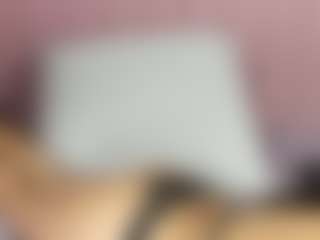 Scarlet's Live Sex Cam Show
