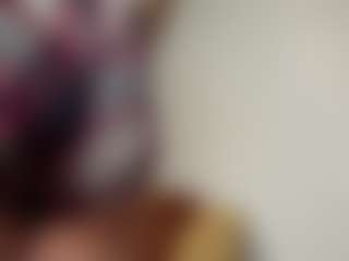 Live cam show with Elizabeth - Green Eyes on Camsoda
