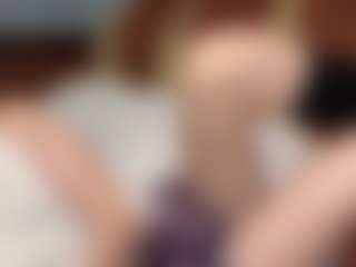 Live cam show with Elizabeth - Normal on fapnchat