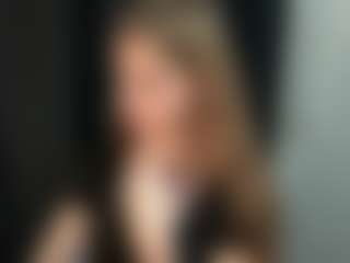 Live cam show with Elizabeth - Sweet on TeamSkeetLive