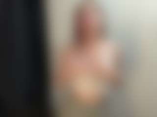 Live cam show with Elizabeth - Sweet on Camsoda