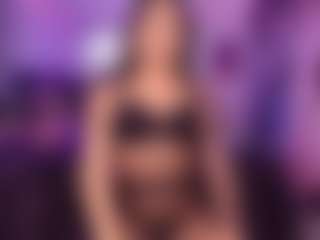 Live cam show with TamaraGyal - Tease on Camsoda