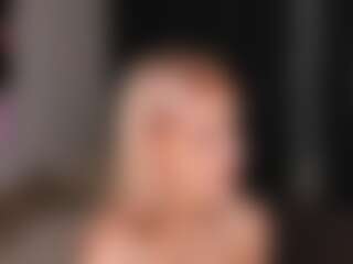 Live-Cam-Show mit ViolettaDarling - Flat Chested Blonde Hair auf Camsoda