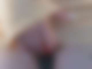 Live cam show with CathrynChladek - Green Eyes on camtv