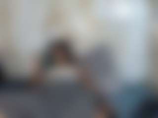 Live cam show with cherryindian694u - Blonde Hair Petite on Soda Cam