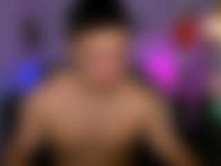 Live cam show with emmanuel-shine - Grandpa on Camsoda