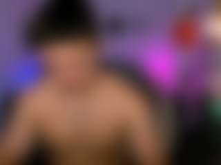 Live cam show with emmanuel-shine - Cub on Camsoda