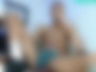 Show in cam erotica live di hotboyluxeet