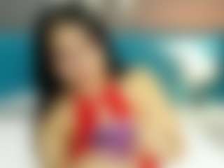 LunnaMoretti's Live Sex Cam Show