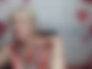 Live cam show with PattySanny - New White on livesuperchat.net