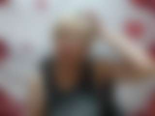 Live cam show with PattySanny - Upskirt on Camsoda