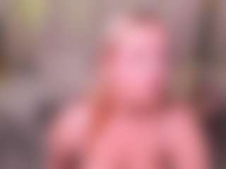 Live cam show with youryutaa - Green Eyes on livesuperchat.net