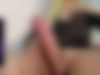 Aiunii's Live Sex Cam Show