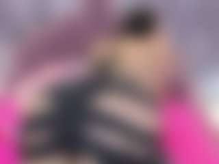 Live cam show with Aurelia Walker - Brown Hair MILF on Fapmatic.com