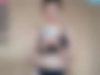 Live cam show with KassieWheatcroft - Public Brown Hair on xblisslive.com