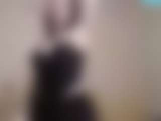 Live cam show with KassieWheatcroft - Public on CamwithHer