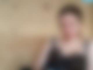 Live cam show with KassieWheatcroft - Public Brown Hair on Uber Horny