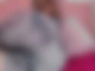 Live cam show with konnieRuiz - Brown Eyes on Camsoda