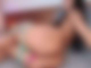 Luna-Rousse's Live Sex Cam Show