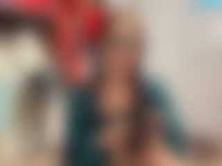 Live-sekscamshow van Hirayaxxx